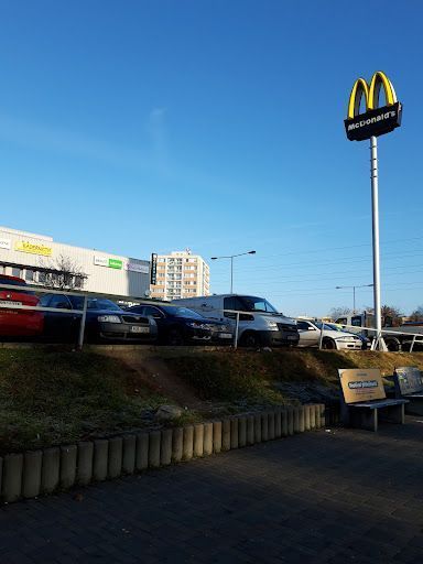 Nákupní centrum BILLA Prosek